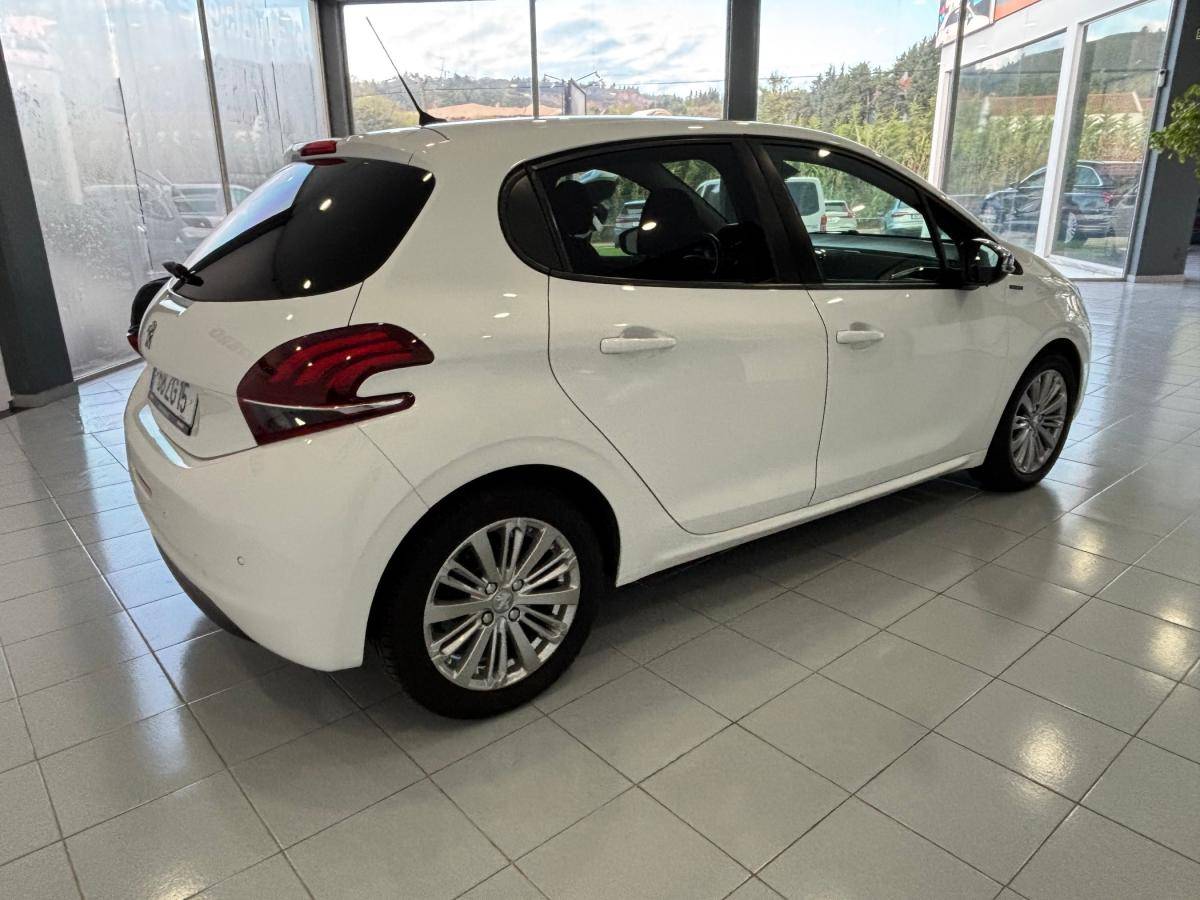 peugeot-208-2019-diesel-1499cc