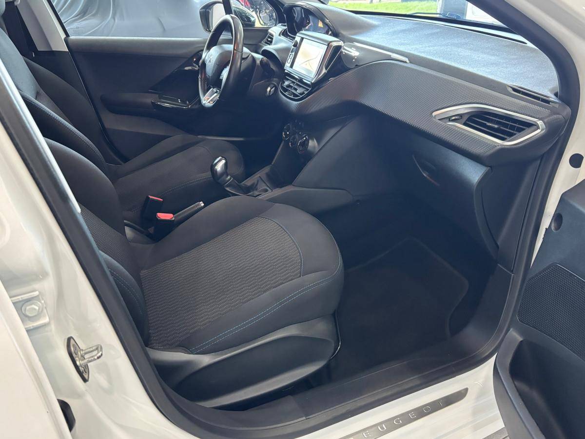 peugeot-208-2019-diesel-1499cc