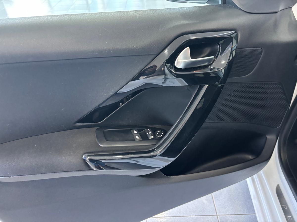 peugeot-208-2019-diesel-1499cc