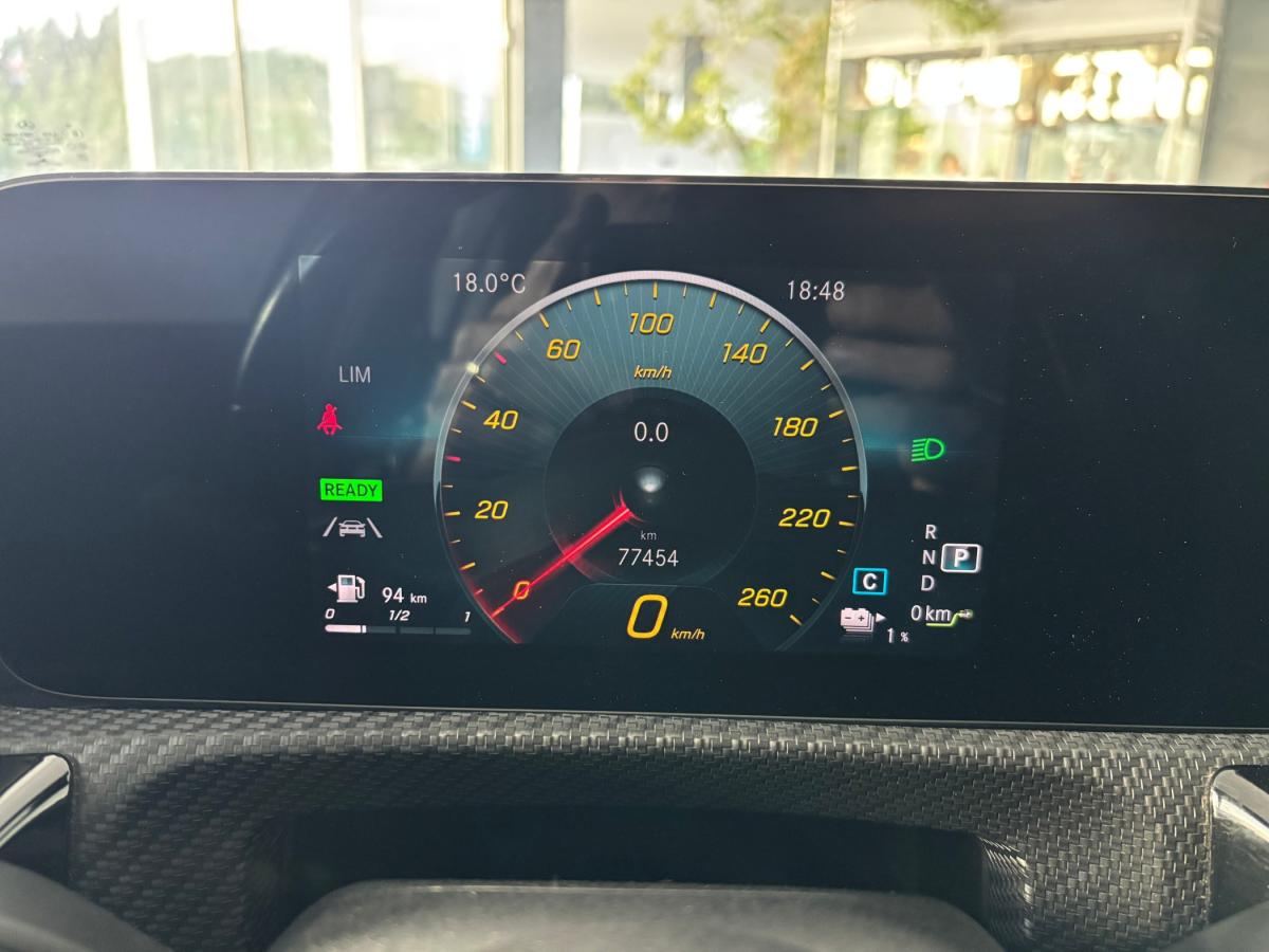 mercedes-benz-classe-a-2021-hibrido-a-gasolina-1332cc
