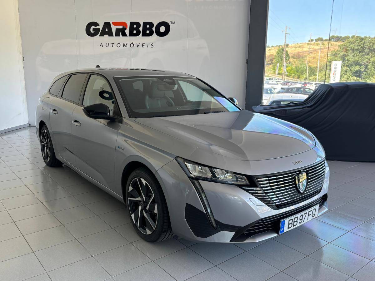 peugeot-308-2023-hibrido-a-gasolina-1600cc