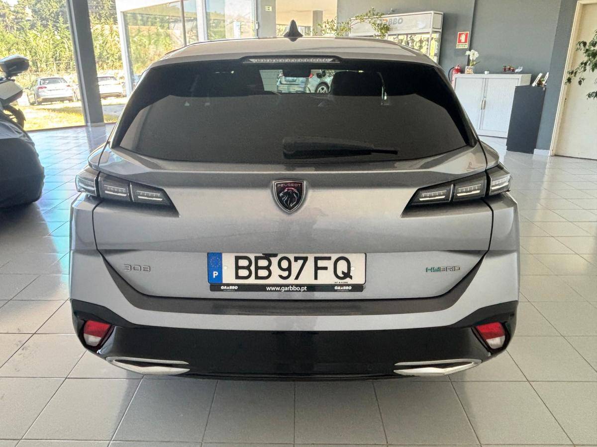 peugeot-308-2023-hibrido-a-gasolina-1600cc