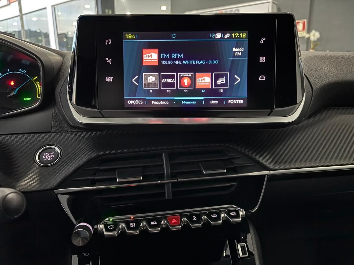 peugeot-208-2023-eletrico-0cc
