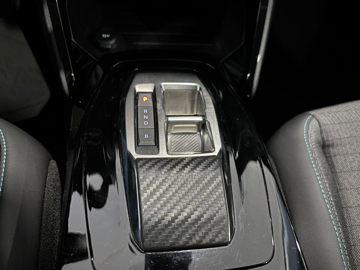 peugeot-208-2023-eletrico-0cc