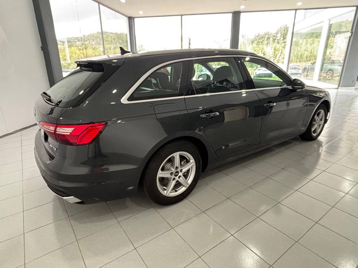 audi-a4-avant-2022-diesel-1968cc