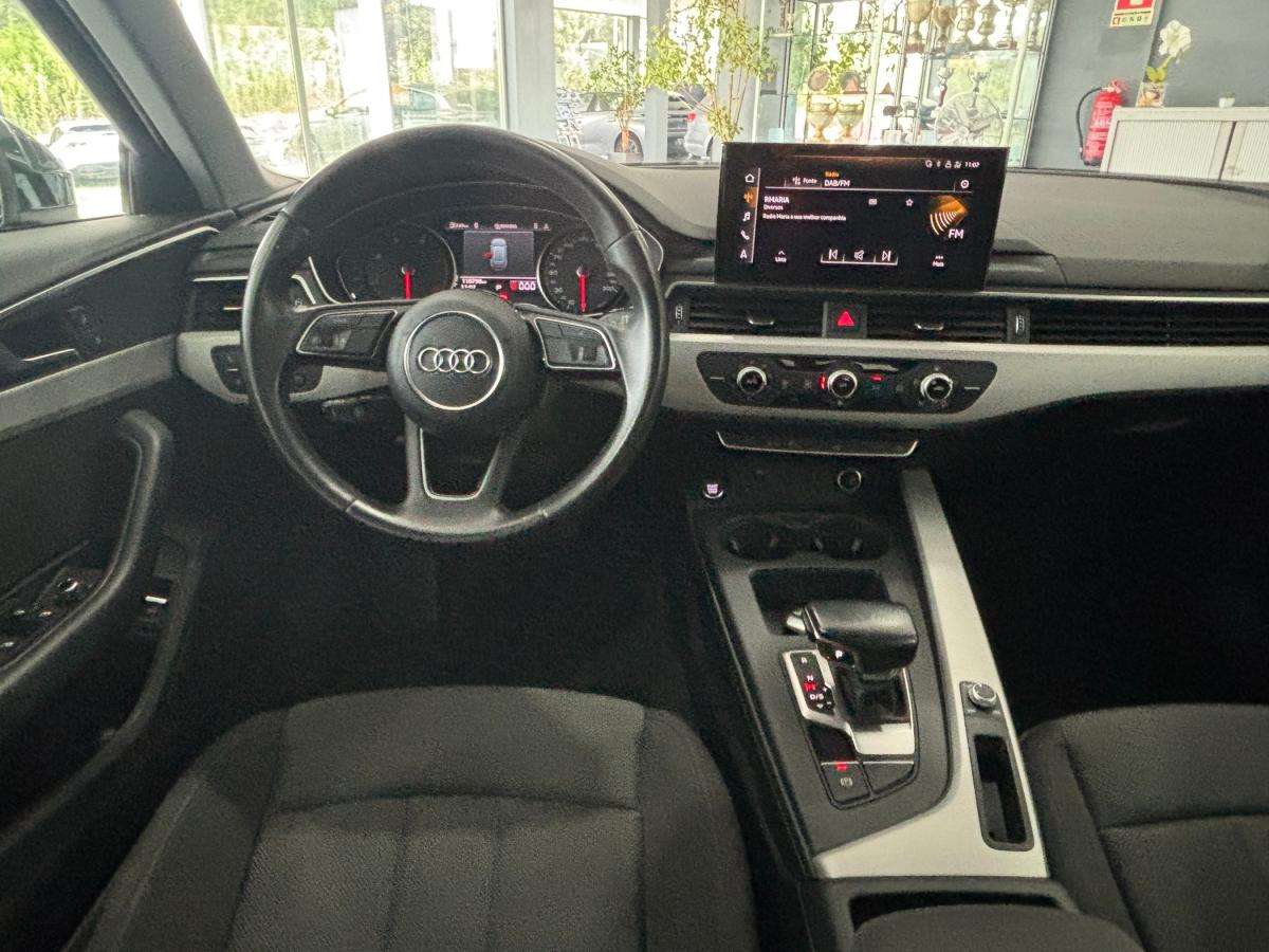 audi-a4-avant-2022-diesel-1968cc