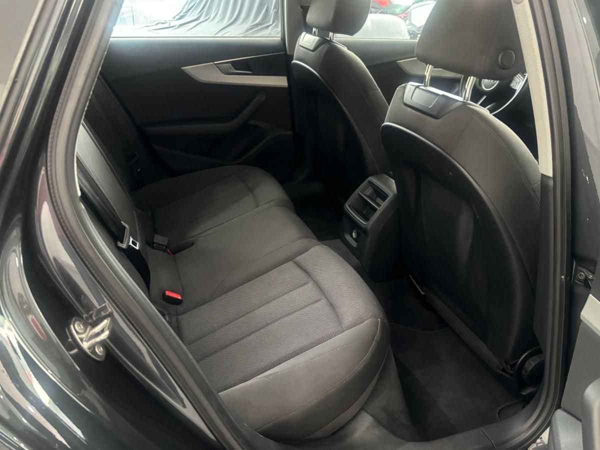 audi-a4-avant-2022-diesel-1968cc