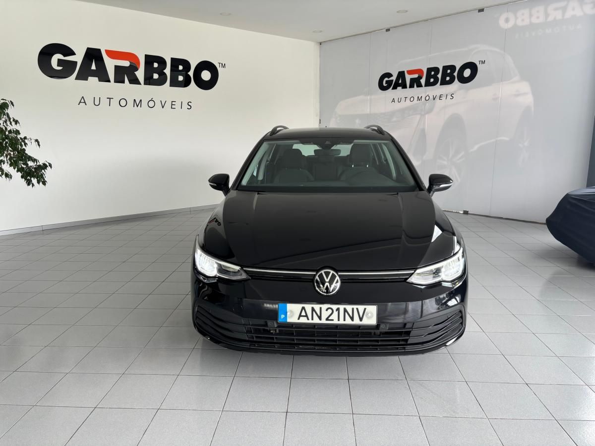 volkswagen-golf-variant-2022-diesel-1968cc