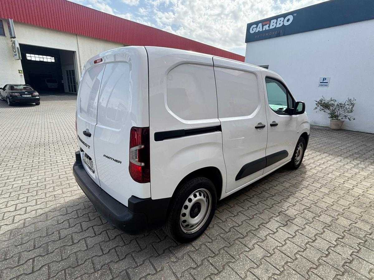 peugeot-partner-2024-diesel-1499cc