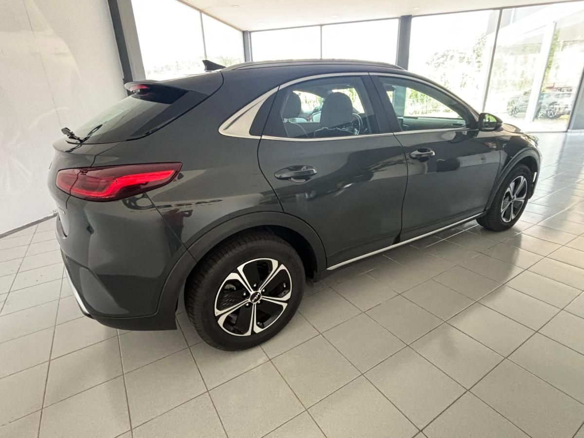 kia-xceed-2024-hibrido-a-gasolina-1580cc