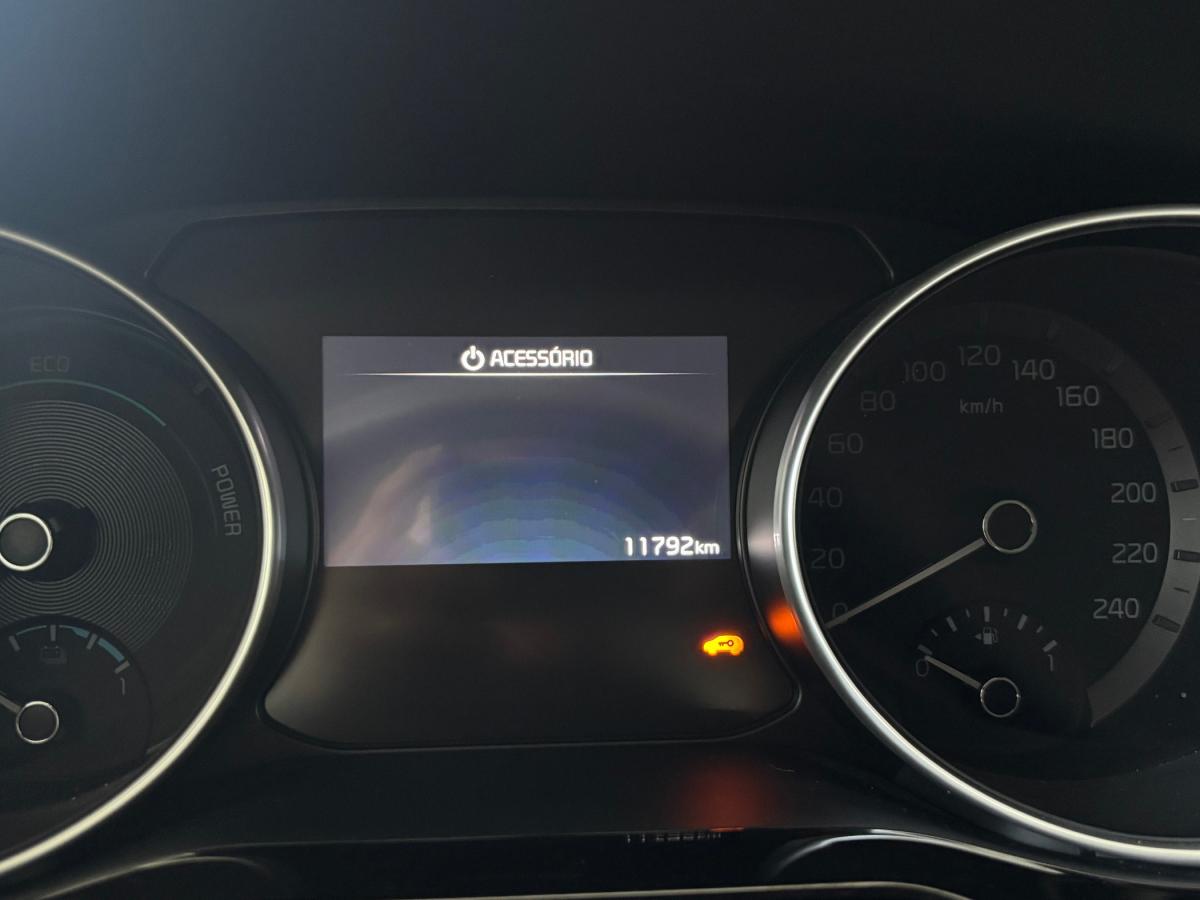 kia-xceed-2024-hibrido-a-gasolina-1580cc