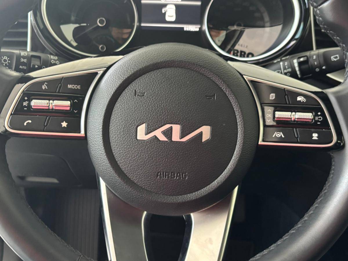 kia-xceed-2024-hibrido-a-gasolina-1580cc