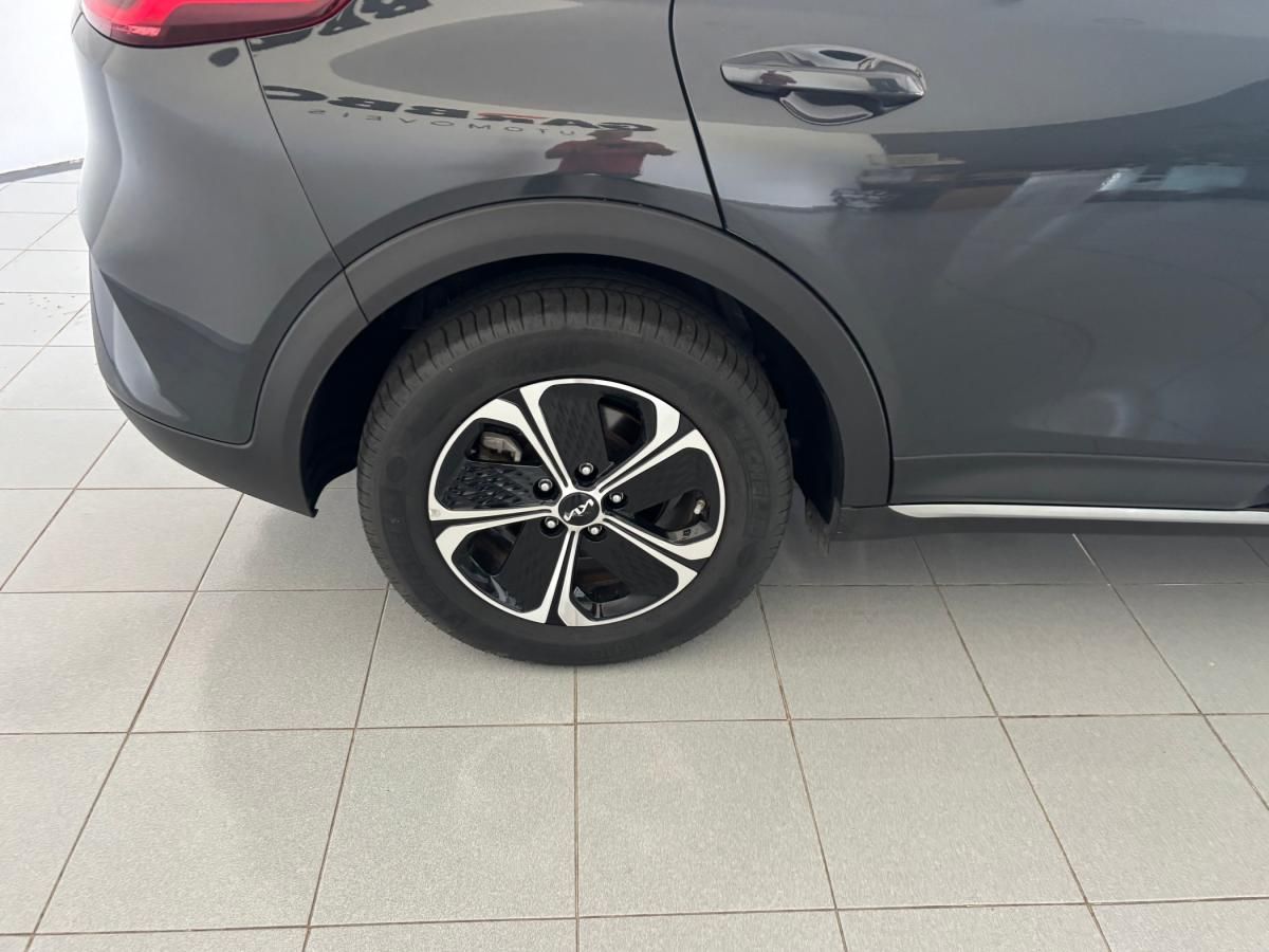 kia-xceed-2024-hibrido-a-gasolina-1580cc