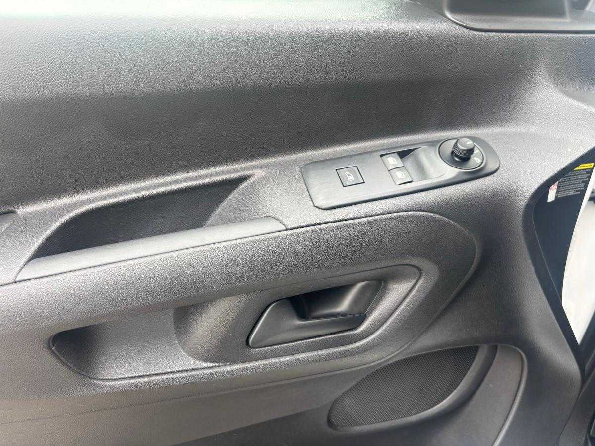 peugeot-partner-2021-diesel-1499cc