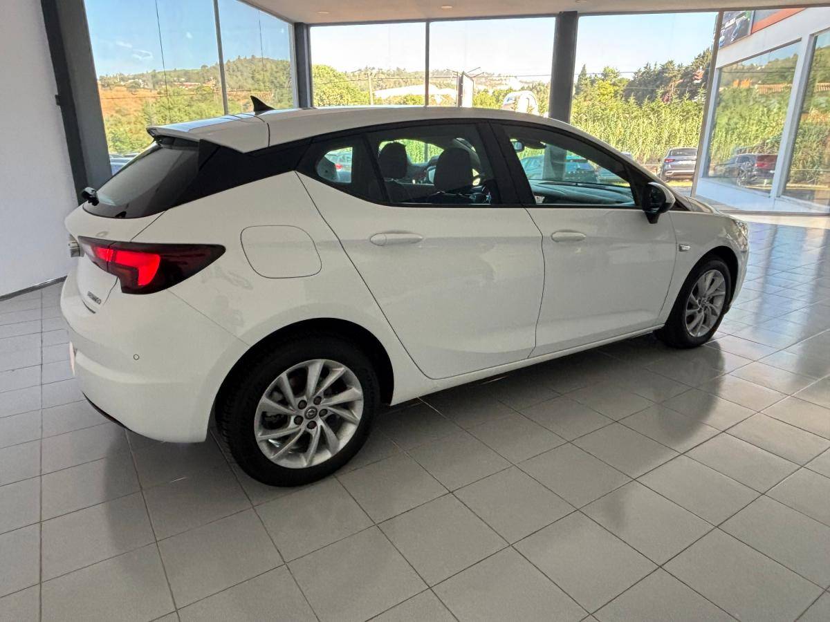 opel-astra-2019-diesel-1598cc