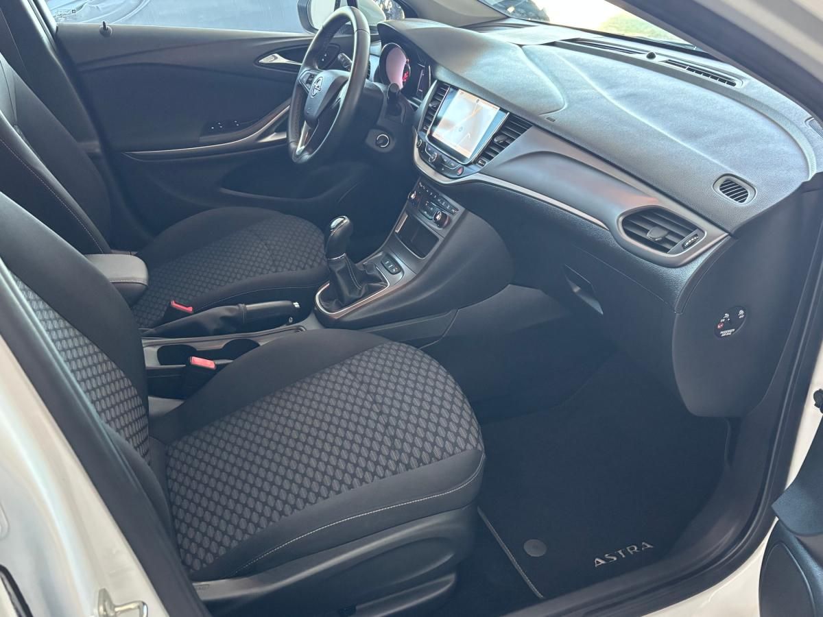 opel-astra-2019-diesel-1598cc