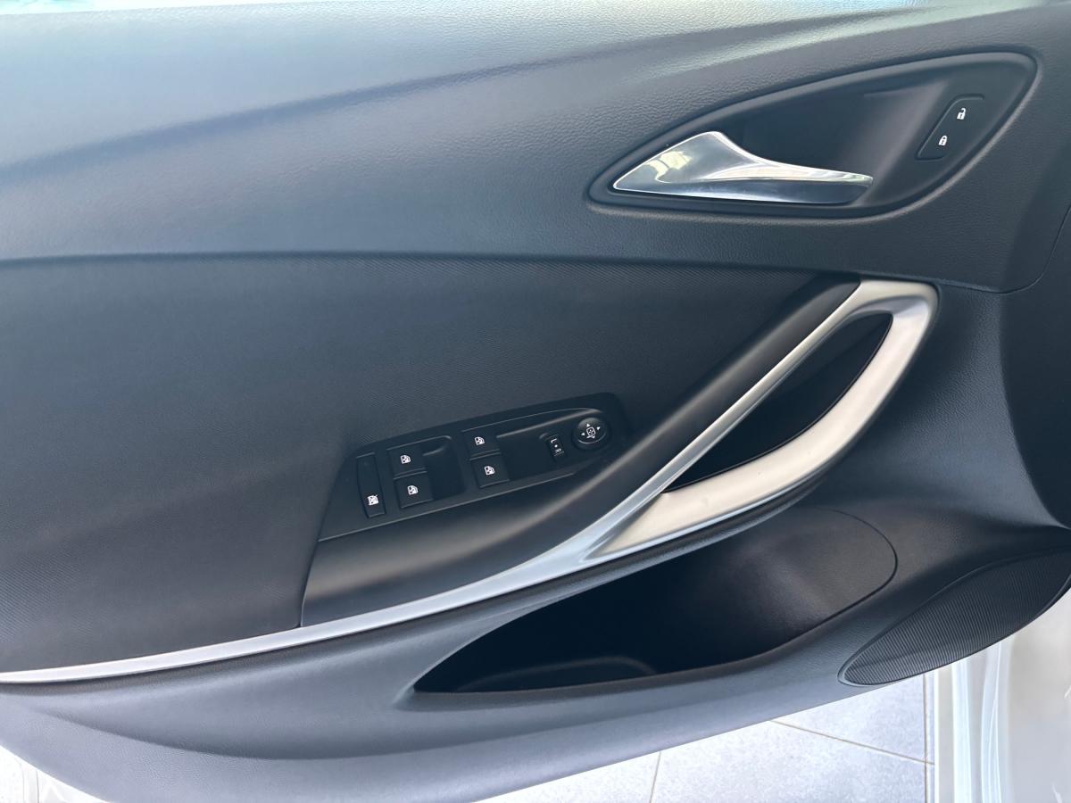 opel-astra-2019-diesel-1598cc