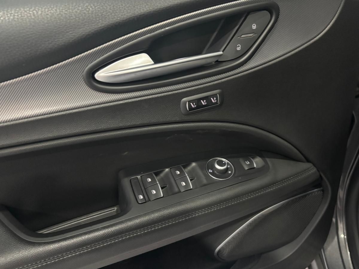 alfa-romeo-stelvio-2021-diesel-2143cc