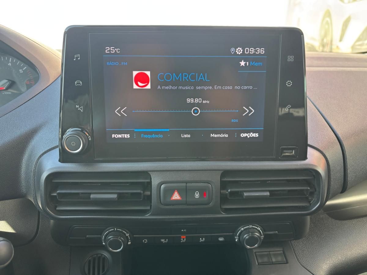 peugeot-partner-2023-diesel-1499cc