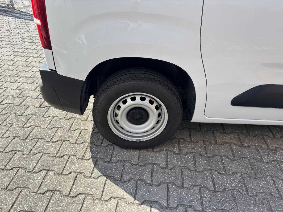 peugeot-partner-2023-diesel-1499cc