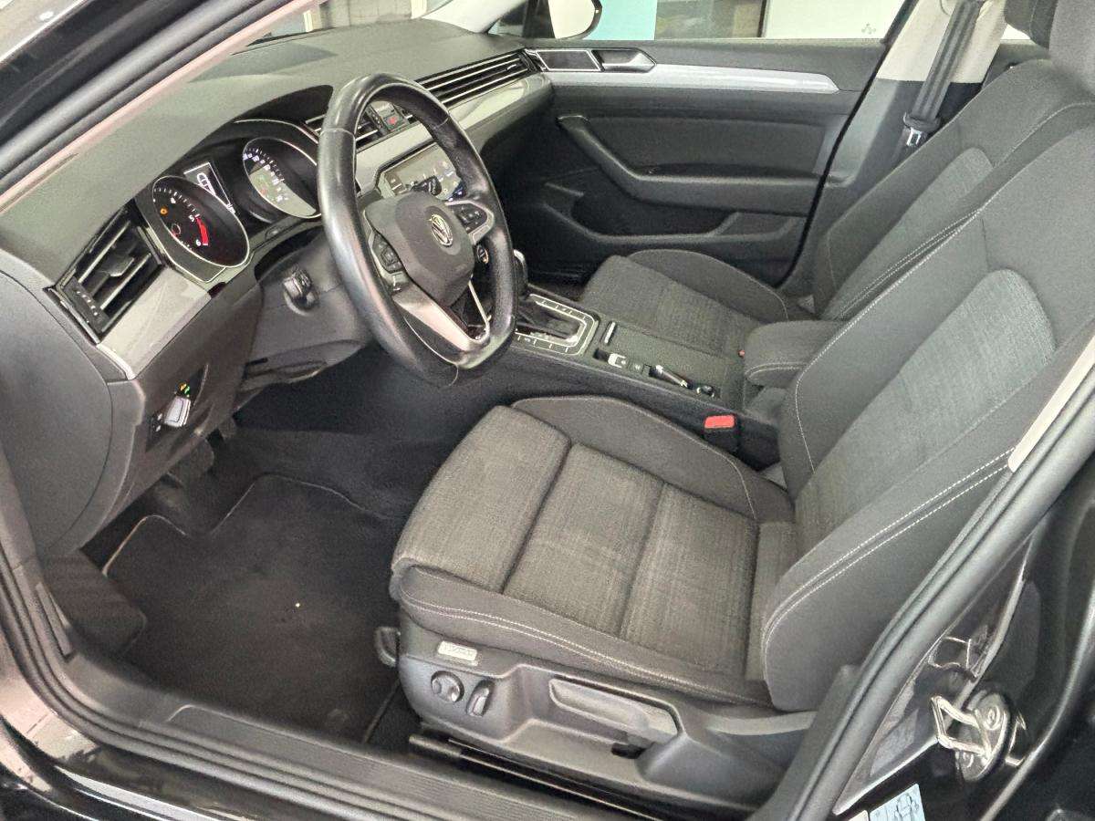 volkswagen-passat-variant-2020-diesel-1968cc