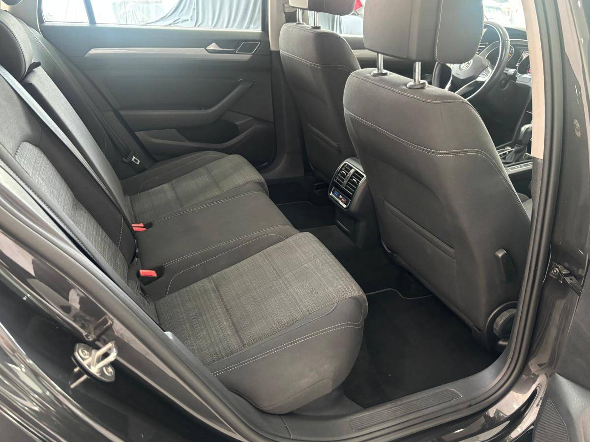 volkswagen-passat-variant-2020-diesel-1968cc