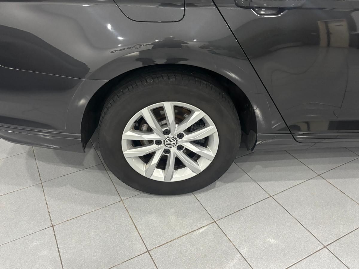 volkswagen-passat-variant-2020-diesel-1968cc