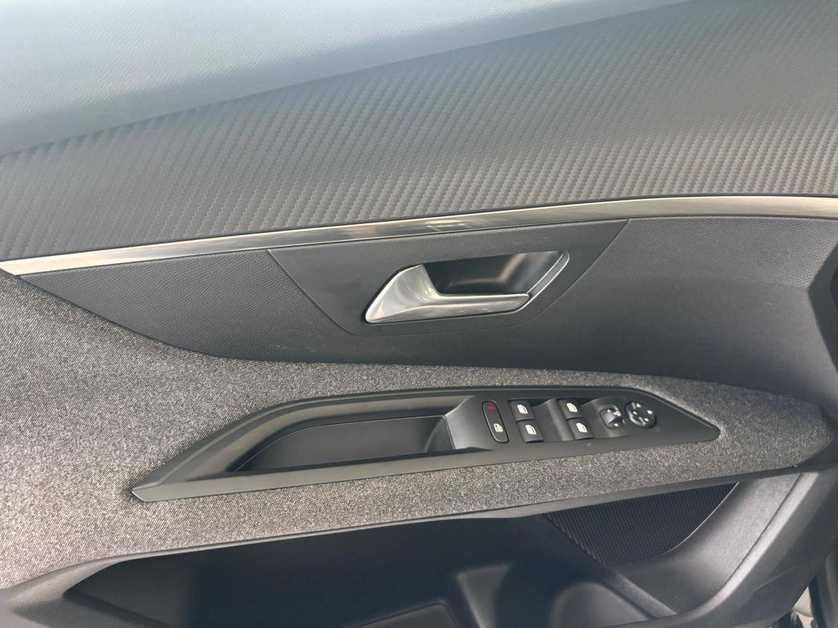 peugeot-3008-2021-diesel-1499cc