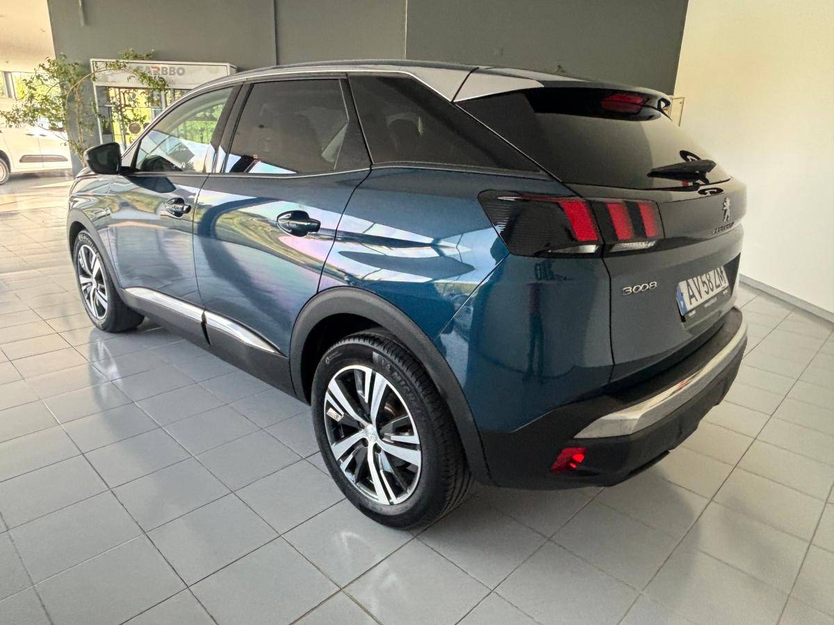 peugeot-3008-2022-diesel-1499cc