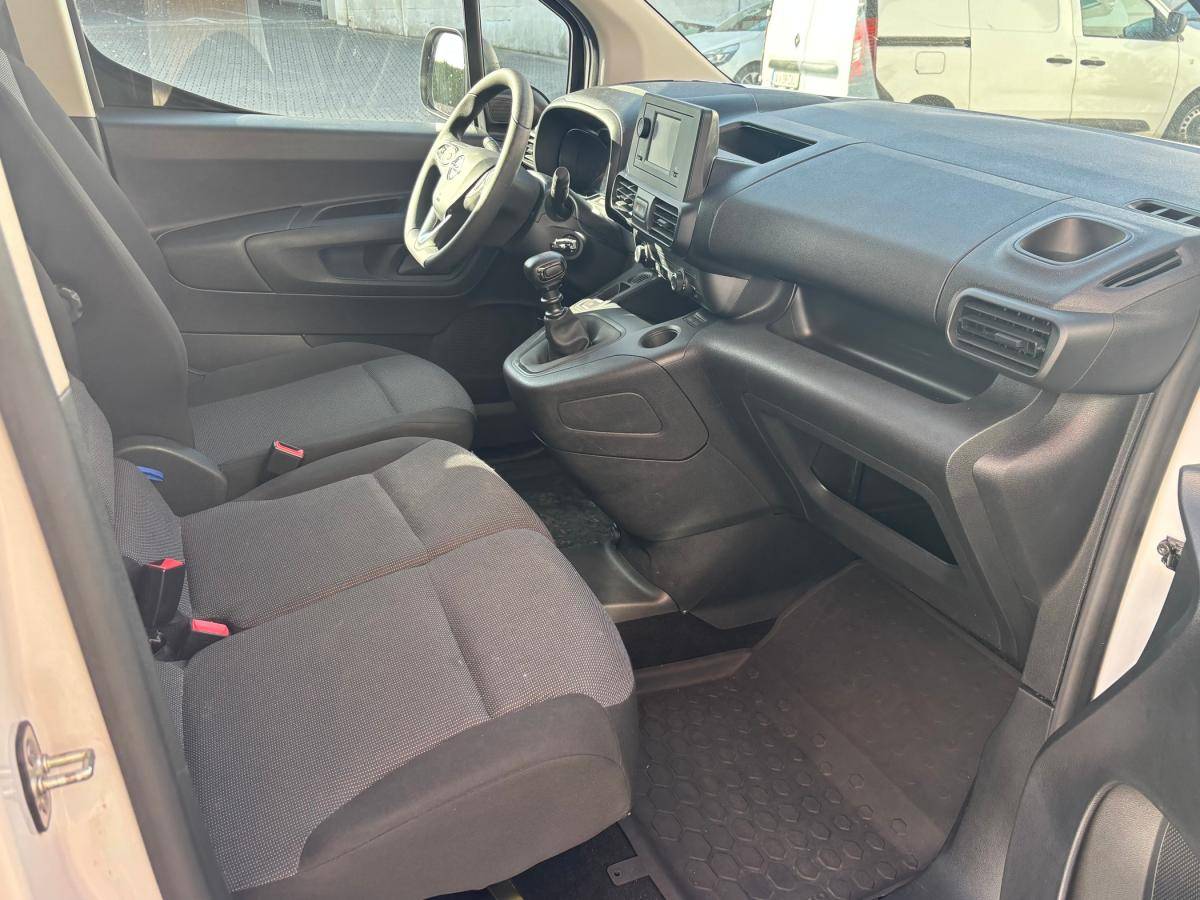 opel-combo-2024-diesel-1499cc