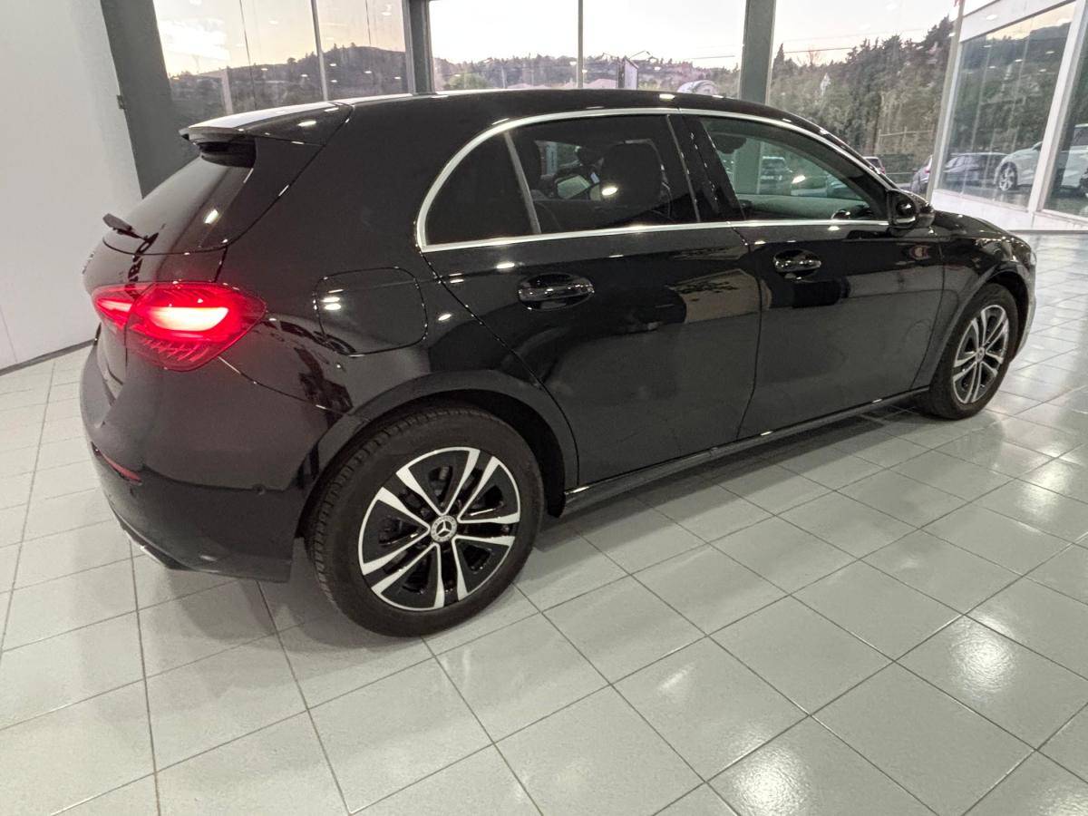 mercedes-benz-classe-a-2023-hibrido-a-gasolina-1332cc