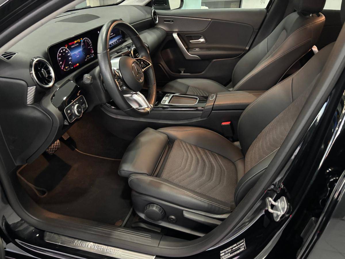 mercedes-benz-classe-a-2023-hibrido-a-gasolina-1332cc