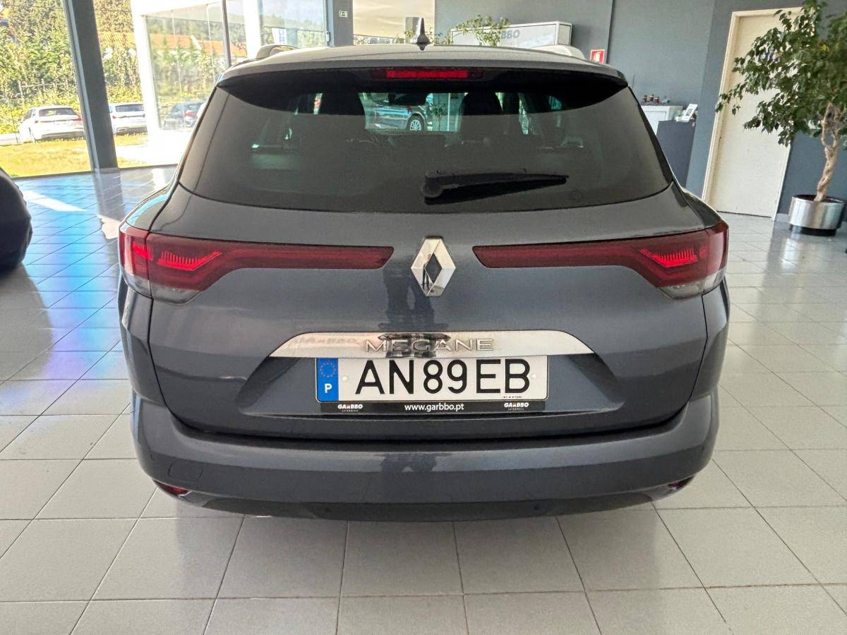 renault-megane-sport-tourer-2021-diesel-1461cc