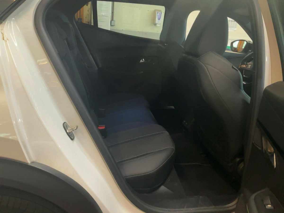 peugeot-2008-1-2-puretech-2021-gasolina-1199cc