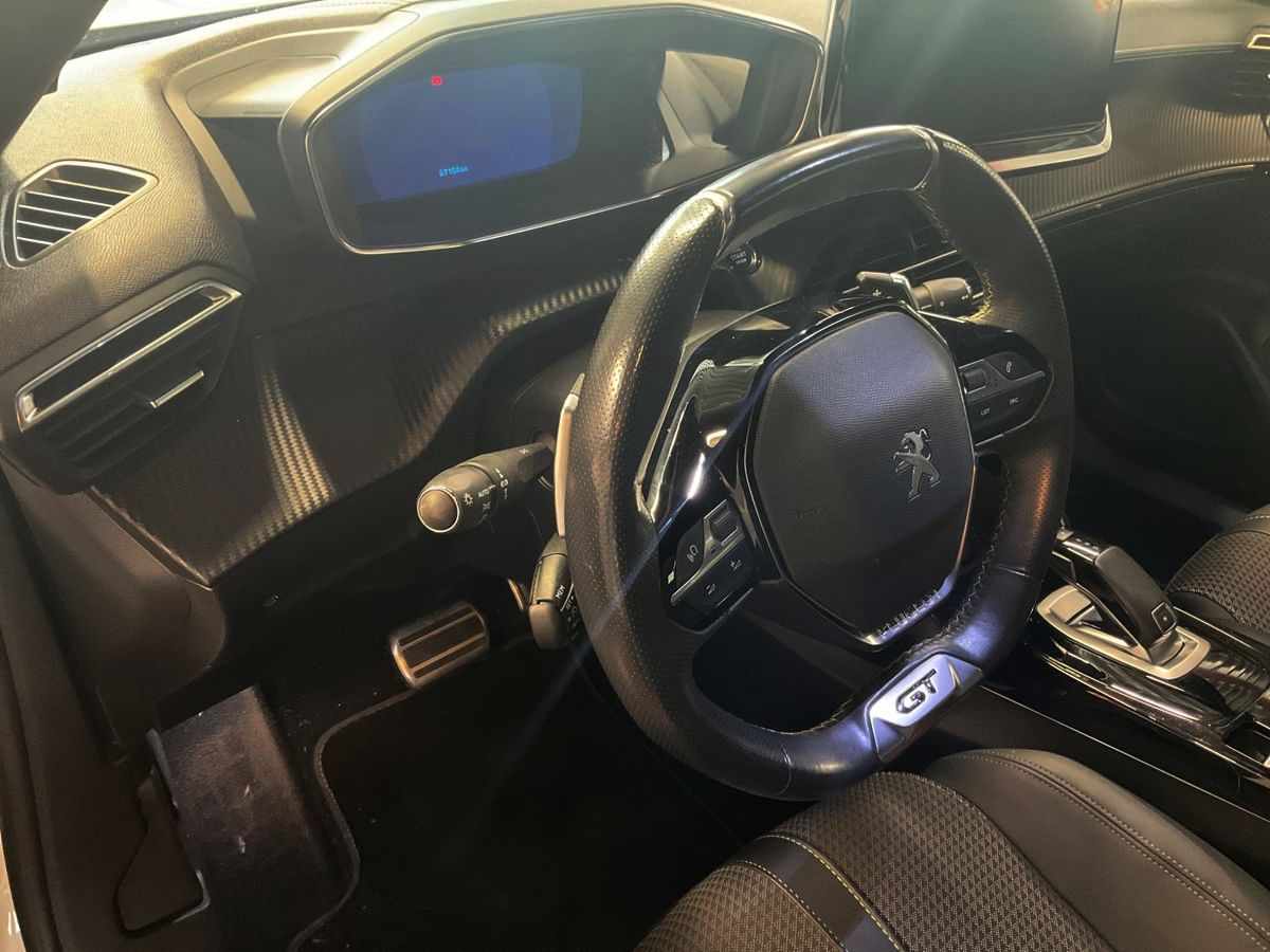 peugeot-2008-1-2-puretech-2021-gasolina-1199cc