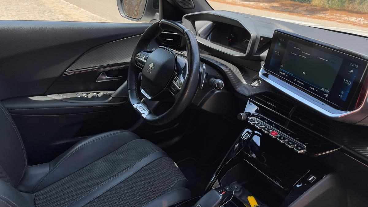 peugeot-2008-1-2-puretech-2021-gasolina-1199cc