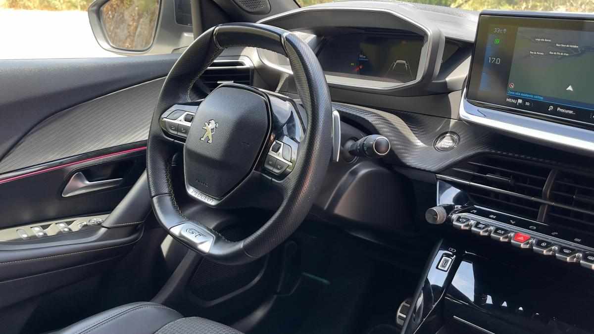 peugeot-2008-1-2-puretech-2021-gasolina-1199cc