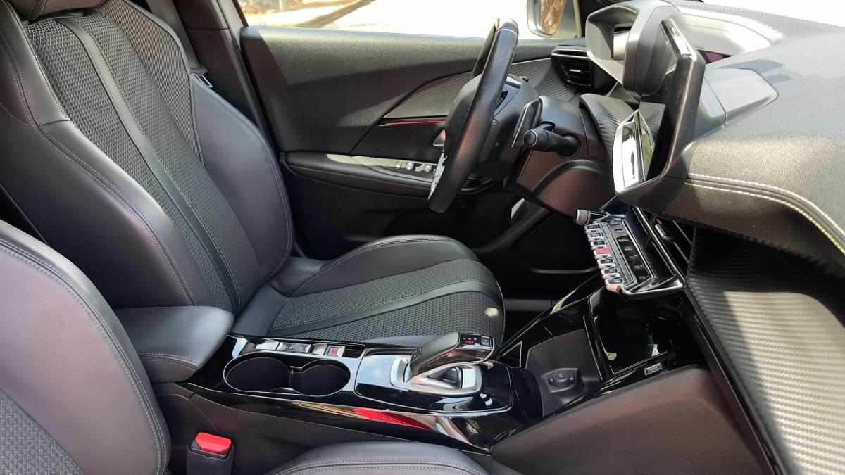 peugeot-2008-1-2-puretech-2021-gasolina-1199cc