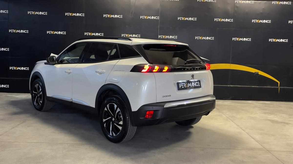 peugeot-2008-1-2-puretech-2023-gasolina-1199cc