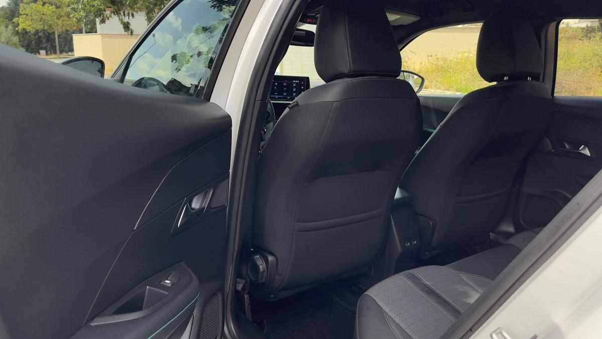 peugeot-2008-1-2-puretech-2023-gasolina-1199cc