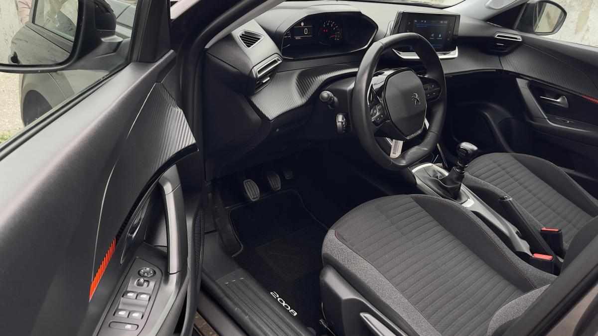 peugeot-2008-1-2-puretech-2022-gasolina-1199cc