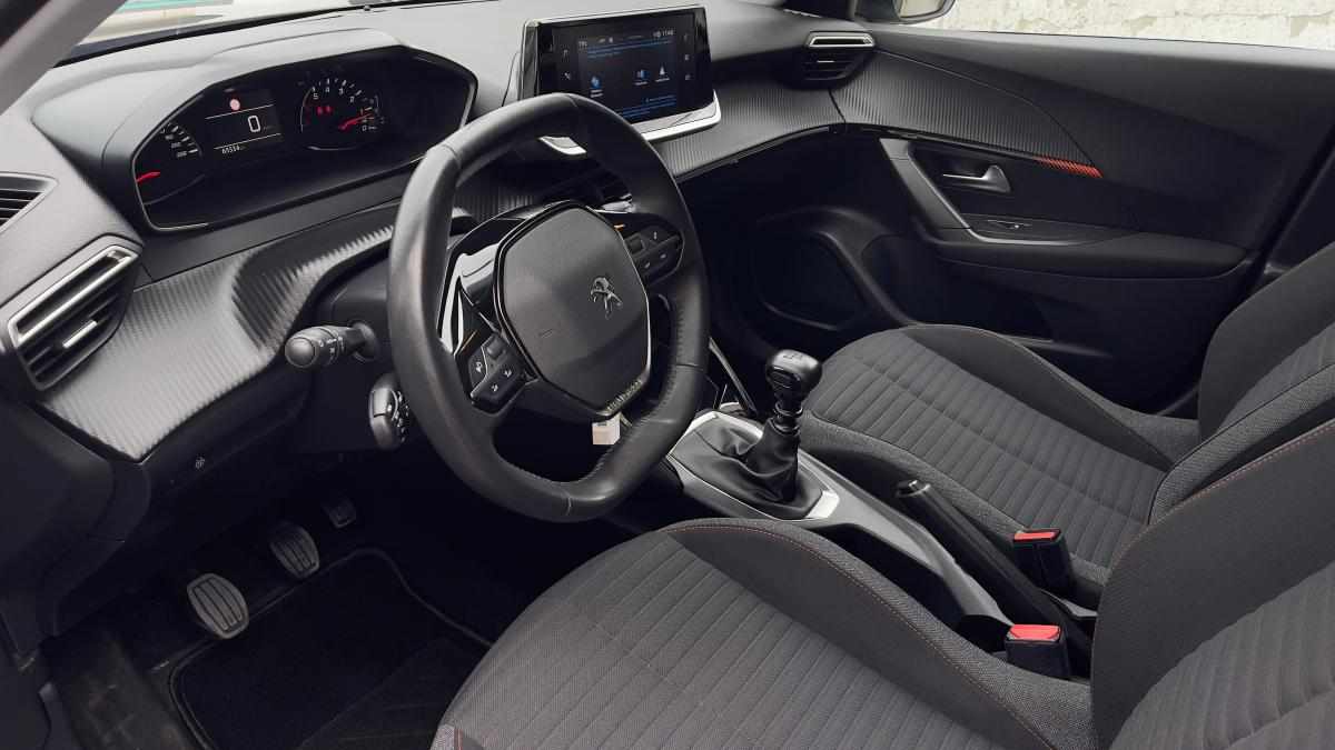 peugeot-2008-1-2-puretech-2022-gasolina-1199cc