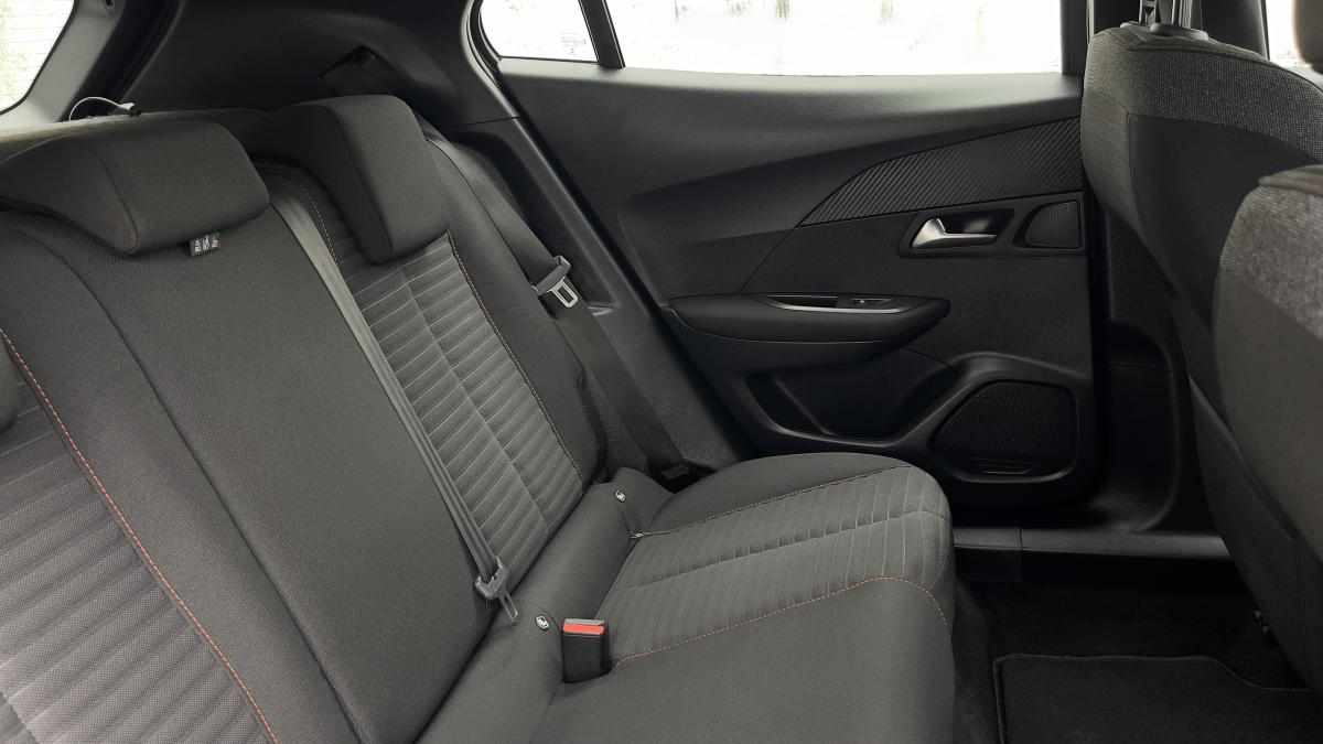 peugeot-2008-1-2-puretech-2022-gasolina-1199cc
