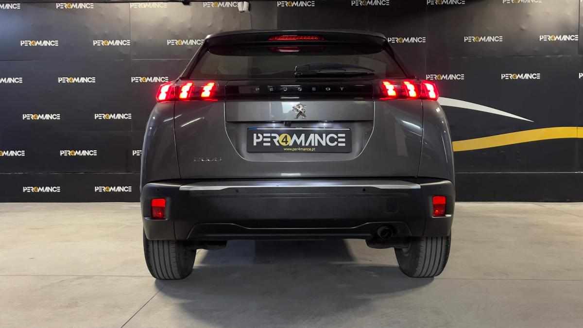 peugeot-2008-1-2-puretech-2022-gasolina-1199cc