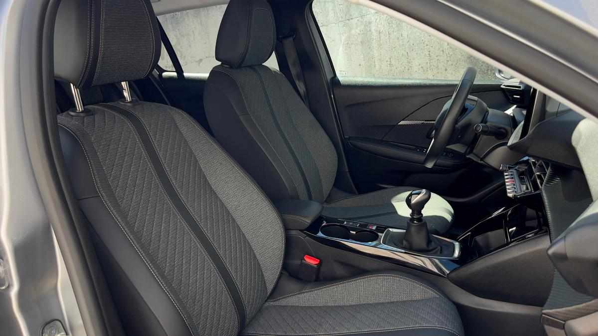 peugeot-208-1-2-puretech-2024-gasolina-1199cc