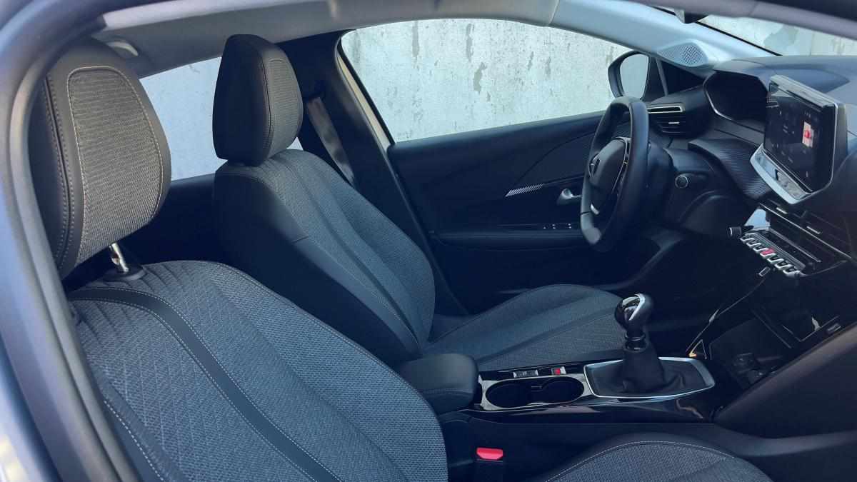 peugeot-208-1-2-puretech-2024-gasolina-1199cc