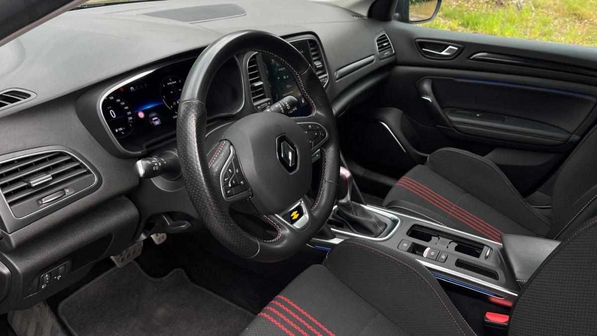 renault-megane-sport-tourer-2021-diesel-1461cc