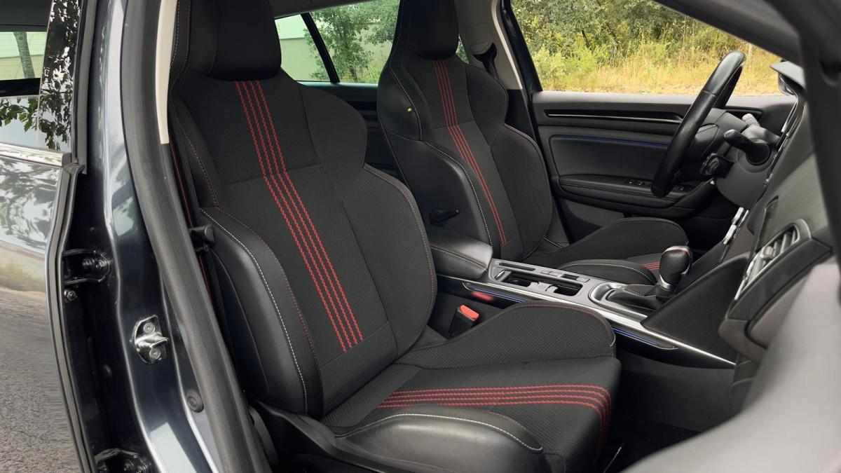 renault-megane-sport-tourer-2021-diesel-1461cc