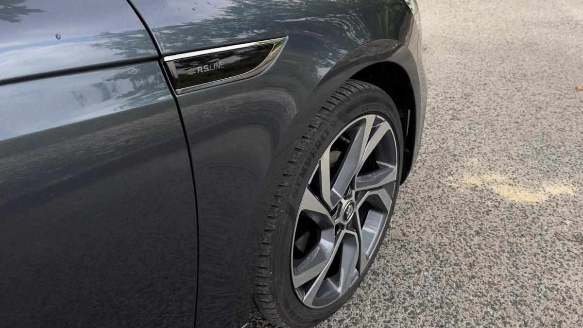 renault-megane-sport-tourer-2021-diesel-1461cc