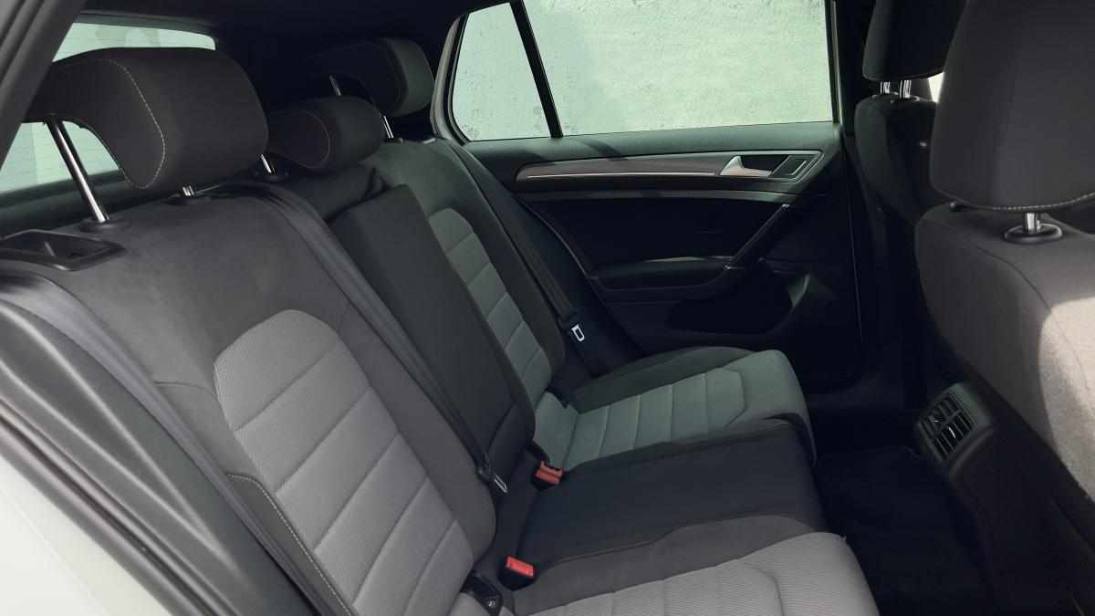 volkswagen-golf-2-0-tdi-bluemotion-2013-diesel-1968cc